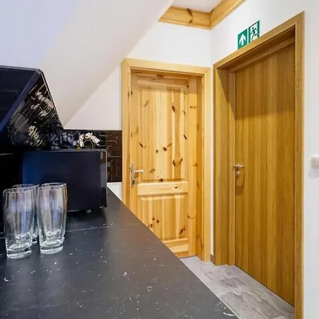 Golden - Taternik